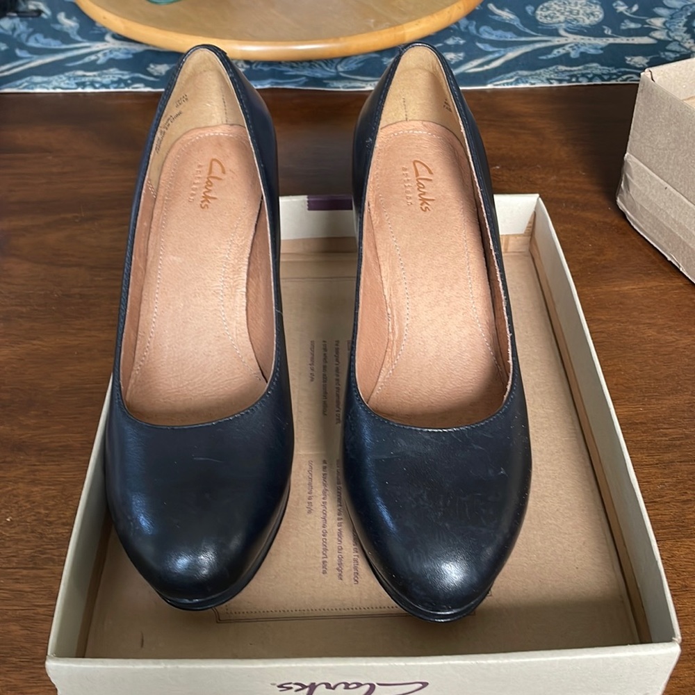 Clark’s Delsie Bliss Ladies pumps, size 8, new